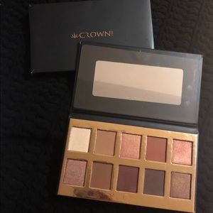 Crown Brush Palette